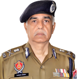 सुरेश अरोड़ा (Suresh Arora)